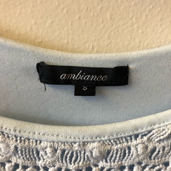 Blue crotchet top - Picture 4 of 4